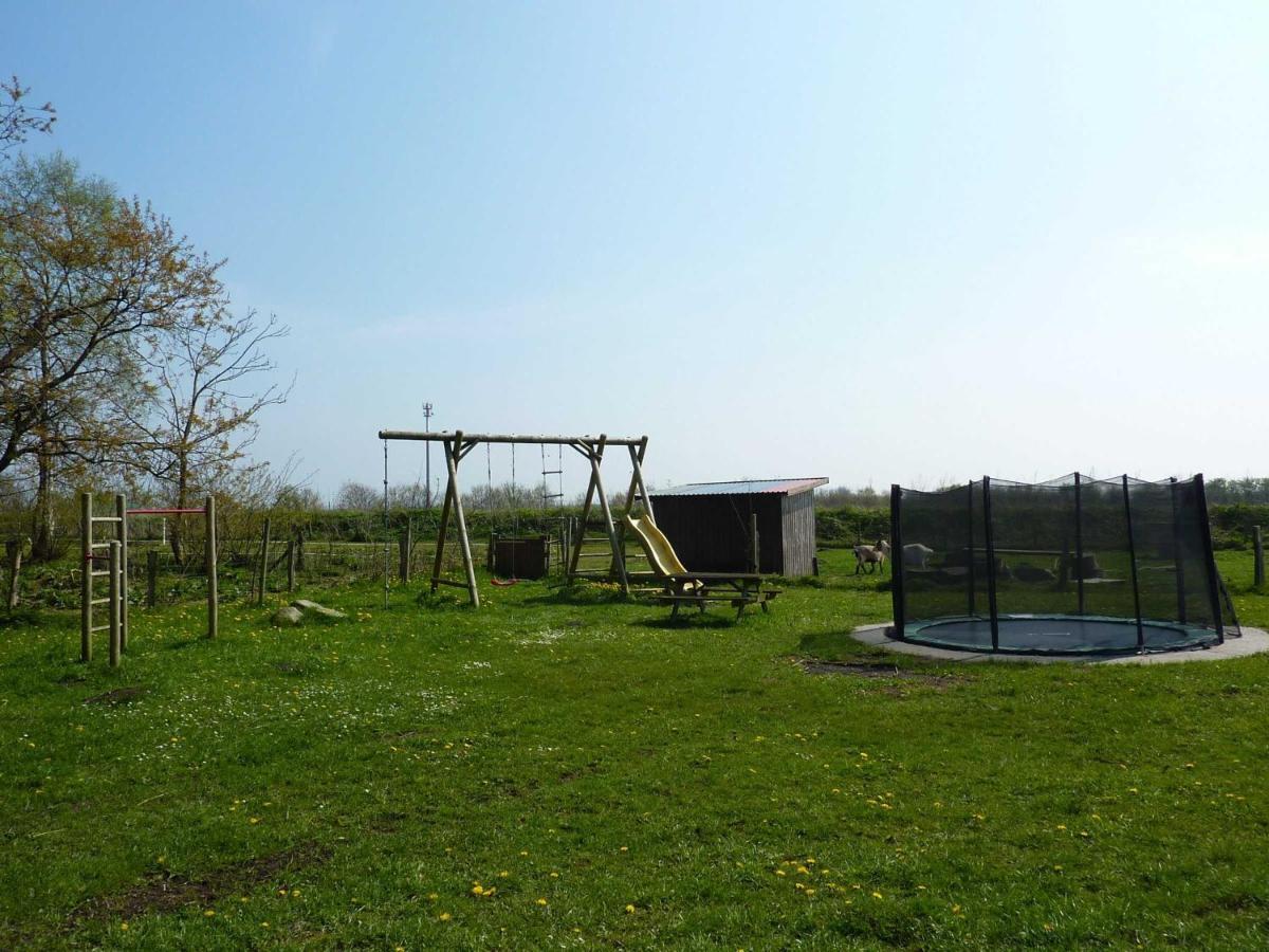 Ferienhaeuser Abild - Urlaub Auf Dem Bauernhof Tarp Buitenkant foto